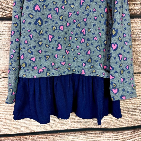 SOLD 🛍️ Oshkosh Toddler Girls Cotton Gray Blue Pink Hearts Flared Hem Dress - Picture 3 of 7